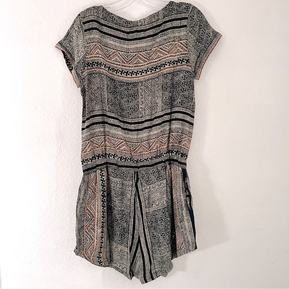 CLEOBELLA Romper Sz M - Picture 6 of 9